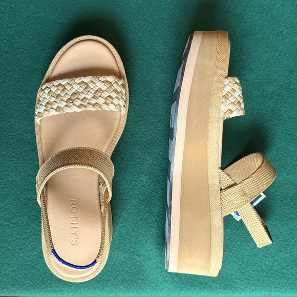 new Rothy’s Lightweight Wedge Sandal in Beach Sand Woven size 7.5 - Picture 2 of 8